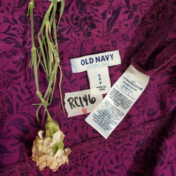 🌻🌺🌻OLD NAVY FLORAL PRINT BUTTON DOWN SHIRT!! - Picture 4 of 5